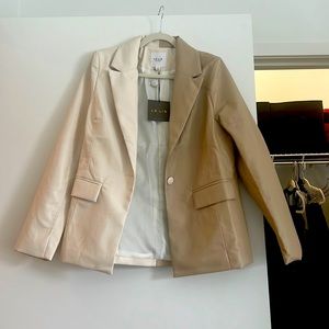 BRAND NEW two-toned leather blazer